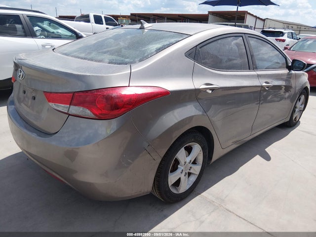 Продажа на аукционе авто 2013 Hyundai Elantra Gls, vin: 5NPDH4AE5DH255439, номер лота: 45992990