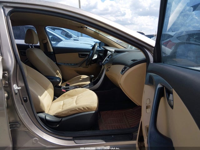 Продажа на аукционе авто 2013 Hyundai Elantra Gls, vin: 5NPDH4AE5DH255439, номер лота: 45992990