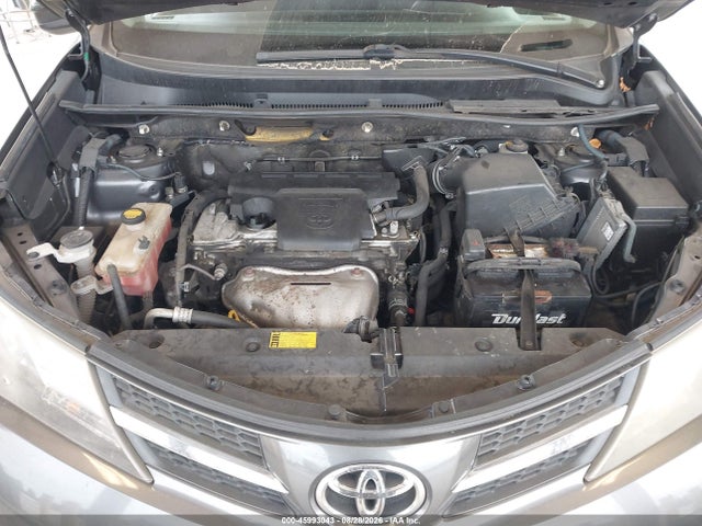 JTMZFREVXED033277 Toyota RAV4 LE