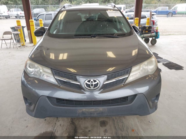 JTMZFREVXED033277 Toyota RAV4 LE