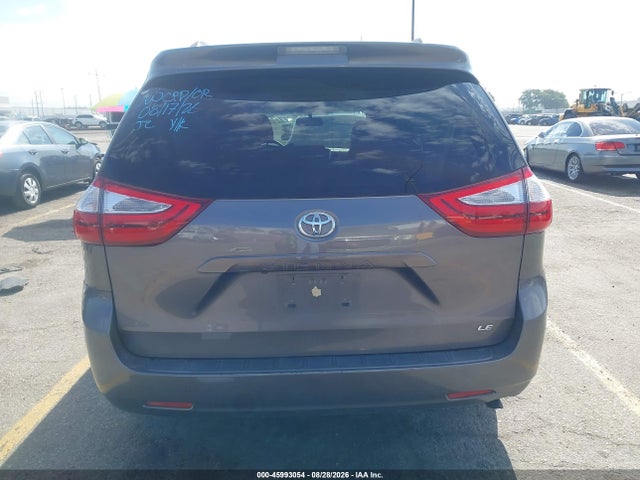 Toyota Sienna Le 8 Passenger 2015 5TDKK3DC3FS634045 Image 17