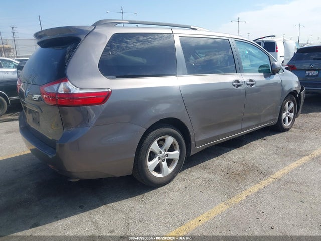 Toyota Sienna Le 8 Passenger 2015 5TDKK3DC3FS634045 Image 4