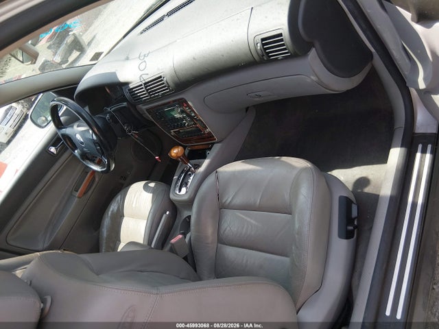 2003 Volkswagen Passat Glx მანქანა იყიდება აუქციონზე, vin: WVWRH63B03P244856, აუქციონის ნომერი: 45993068