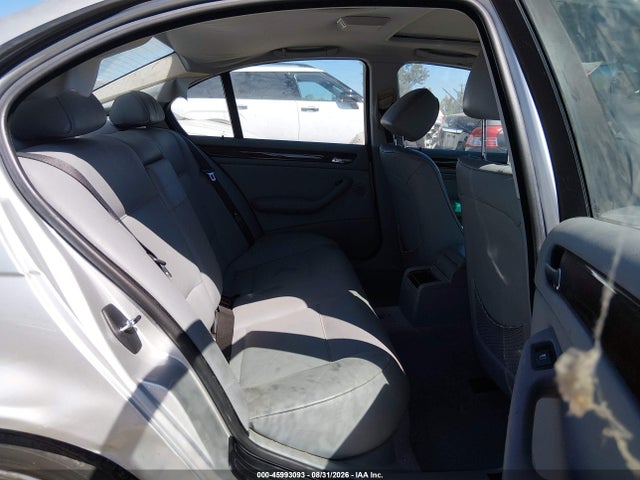 Продажа на аукционе авто 2000 Bmw 323i, vin: WBAAM334XYCB23050, номер лота: 45993093