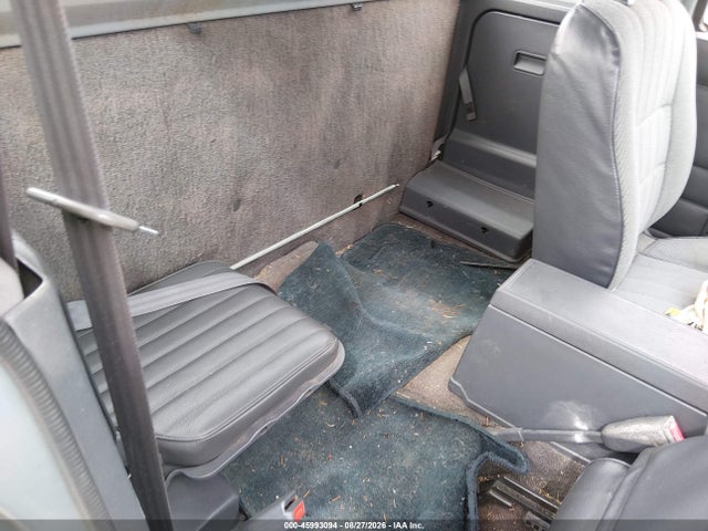 45993094 :رقم المزاد ، 1N6SD16S1PC319425 vin ، 1993 Nissan Truck King Cab مزاد بيع