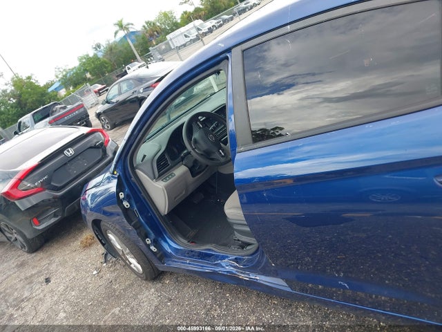 2020 Hyundai Elantra Sel მანქანა იყიდება აუქციონზე, vin: 5NPD84LF6LH593033, აუქციონის ნომერი: 45993166