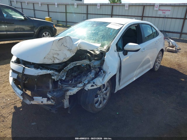Toyota COROLLA LE 2021 5YFEPMAE1MP211609 Image 2