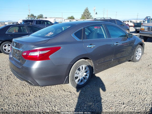 Nissan Altima 2.5 S 2018 1N4AL3AP0JC130892 Image 4