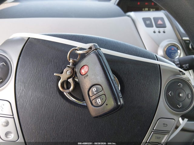 JTDZN3EU2GJ054183 Toyota Prius V Three