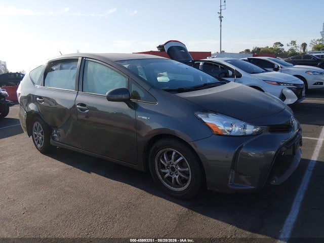 JTDZN3EU2GJ054183 Toyota Prius V Three