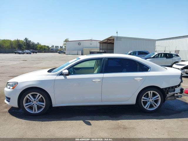 Продажа на аукционе авто 2014 Volkswagen Passat 1.8t Se, vin: 1VWBT7A3XEC092366, номер лота: 45993260