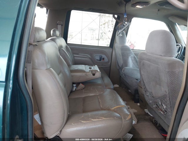 Продажа на аукционе авто 1996 Gmc Suburban K1500, vin: 1GKFK16R1TJ756830, номер лота: 45993320