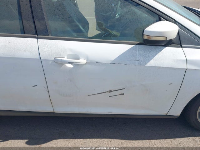1FADP3F23EL111869 Ford FOCUS SE