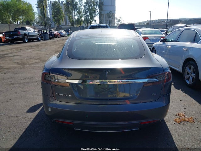 45993350 :رقم المزاد ، 5YJSA1CN5DFP10036 vin ، 2013 Tesla Model S مزاد بيع