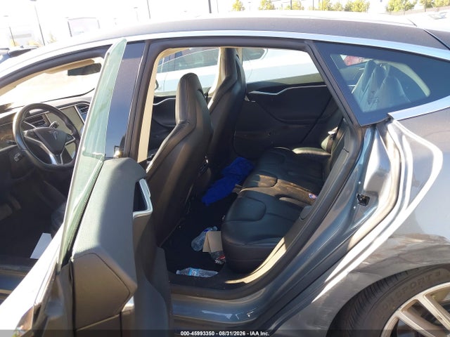 45993350 :رقم المزاد ، 5YJSA1CN5DFP10036 vin ، 2013 Tesla Model S مزاد بيع