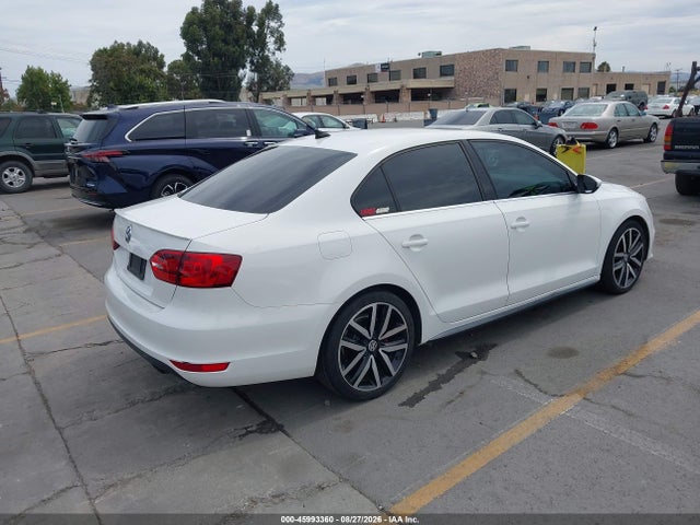 2013 Volkswagen Jetta Gli Autobahn მანქანა იყიდება აუქციონზე, vin: 3VW5A7AJ7DM416243, აუქციონის ნომერი: 45993360