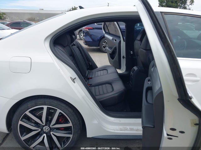 2013 Volkswagen Jetta Gli Autobahn მანქანა იყიდება აუქციონზე, vin: 3VW5A7AJ7DM416243, აუქციონის ნომერი: 45993360