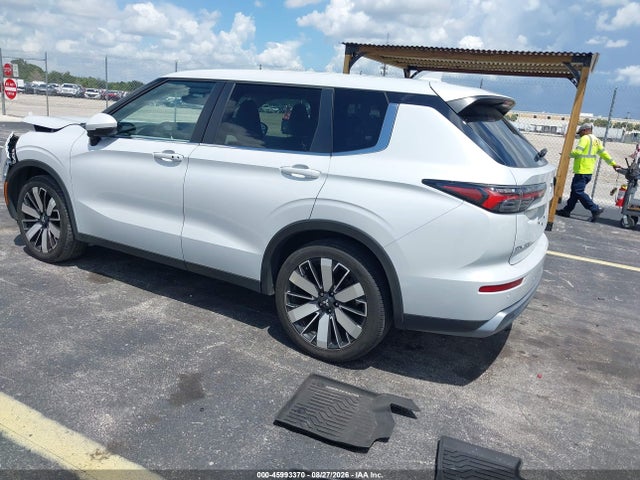 45993370 :رقم المزاد ، JA4J3VA85SZ025899 vin ، 2025 Mitsubishi Outlander Se 2.5 2wd مزاد بيع