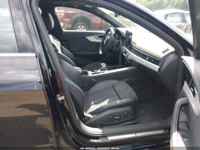 Aukcja sprzedaży 2024 Audi A4 Premium Plus 45 Tfsi S Line Quattro S Tronic, vin: WAUEAAF4XRN008123, numer aukcji: 45993371