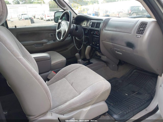 Продаж на аукціоні авто 2004 Toyota Tacoma Base V6, vin: 5TEWN72N64Z317736, номер лоту: 45993385