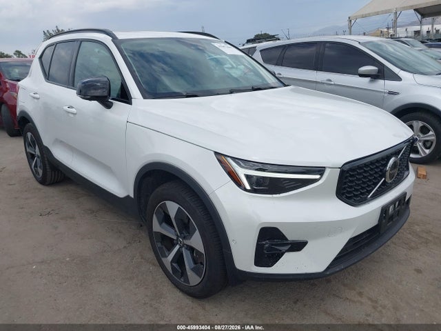 Продажа на аукционе авто 2025 Volvo Xc40 B5 Plus Dark Theme, vin: YV4L12UC7S2608080, номер лота: 45993404