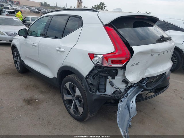 Aukcja sprzedaży 2025 Volvo Xc40 B5 Plus Dark Theme, vin: YV4L12UC7S2608080, numer aukcji: 45993404