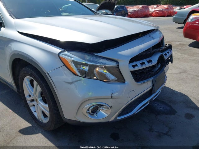 WDCTG4EB8JJ440290 Mercedes-Benz GLA 250