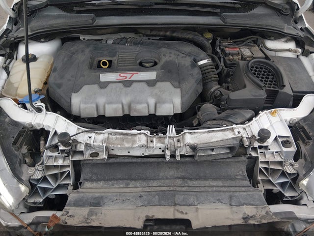 Ford FOCUS ST 2016 1FADP3L98GL225645 Image 10