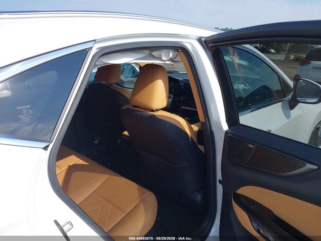 45993478 :رقم المزاد ، JTJHKCEZ1R5010104 vin ، 2024 Lexus Nx 350h Luxury مزاد بيع
