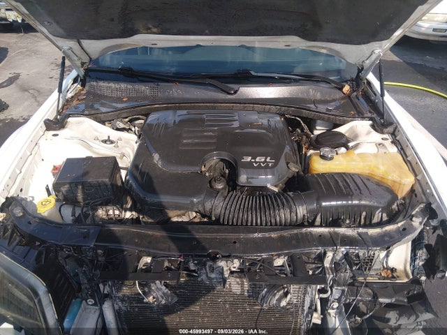45993497 :رقم المزاد ، 2C3CA5CGXBH580733 vin ، 2011 Chrysler 300 Limited مزاد بيع
