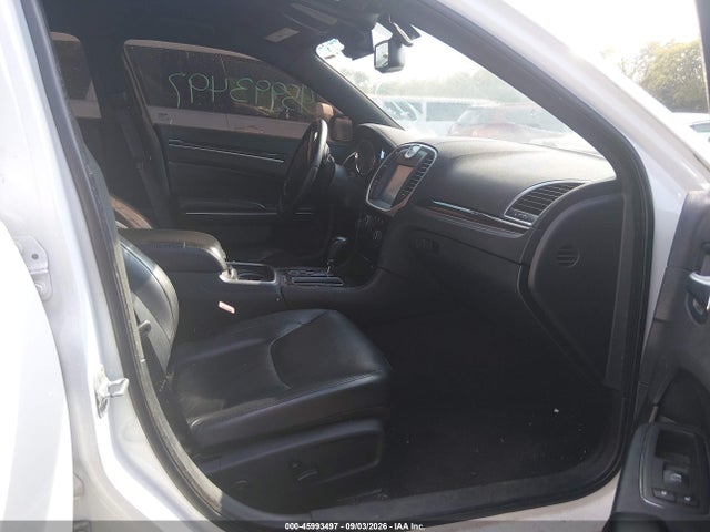 45993497 :رقم المزاد ، 2C3CA5CGXBH580733 vin ، 2011 Chrysler 300 Limited مزاد بيع