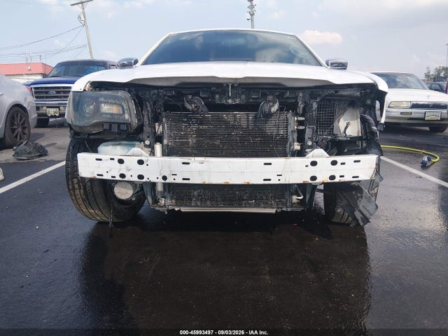 45993497 :رقم المزاد ، 2C3CA5CGXBH580733 vin ، 2011 Chrysler 300 Limited مزاد بيع