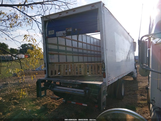 Продаж на аукціоні авто 2016 Freightliner M2 106 Medium Duty, vin: 1FVACWDU5GHHL1764, номер лоту: 45993526