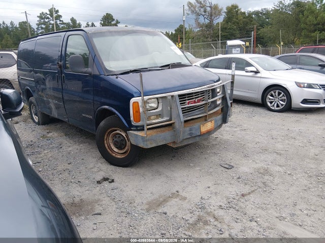 45993544 :رقم المزاد ، 1GTHG35R8Y1269585 vin ، 2000 Gmc Savana Standard مزاد بيع