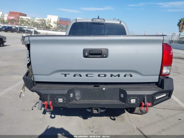 3TMDZ5BN2JM039958 Toyota Tacoma Trd Sport