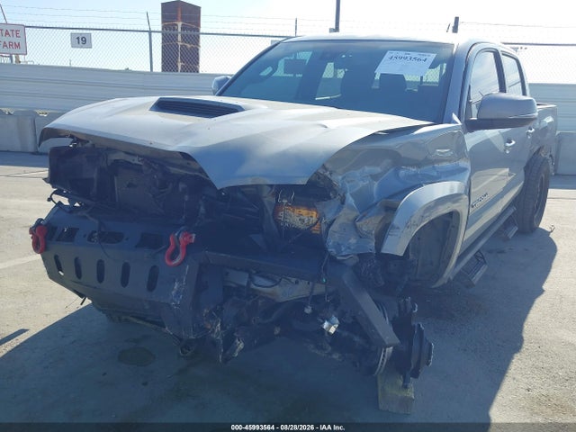 3TMDZ5BN2JM039958 Toyota Tacoma Trd Sport