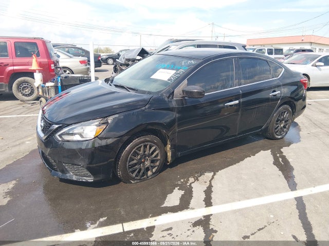 2016 Nissan Sentra S მანქანა იყიდება აუქციონზე, vin: 3N1AB7AP8GL681639, აუქციონის ნომერი: 45993566