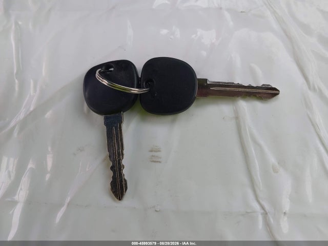 Продажа на аукционе авто 2000 Chevrolet Blazer Ls, vin: 1GNCS13W3Y2381153, номер лота: 45993579