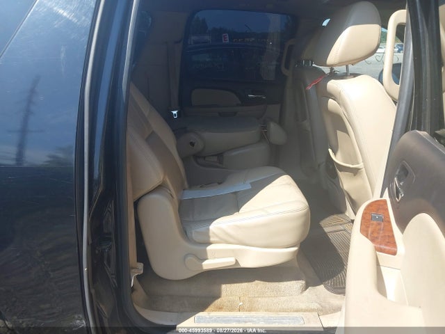 2007 Chevrolet Suburban 1500 Lt მანქანა იყიდება აუქციონზე, vin: 3GNFK16357G185655, აუქციონის ნომერი: 45993589