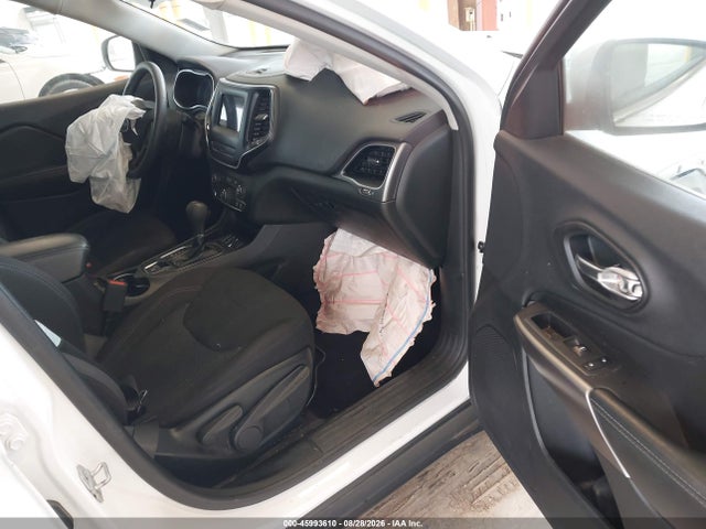 2019 Jeep Cherokee Latitude Fwd მანქანა იყიდება აუქციონზე, vin: 1C4PJLCBXKD153068, აუქციონის ნომერი: 45993610
