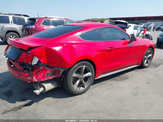 1FA6P8AM3F5329525 Ford Mustang V6