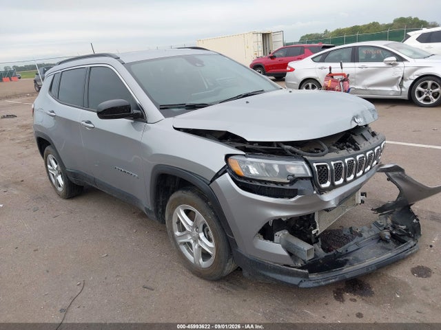 2024 Jeep Compass Latitude 4x4 მანქანა იყიდება აუქციონზე, vin: 3C4NJDBN3RT583702, აუქციონის ნომერი: 45993622