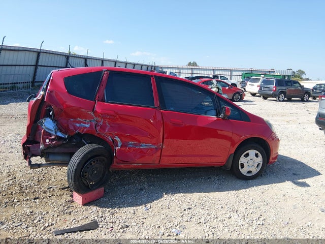 45993629 :رقم المزاد ، JHMGE8H36DC055522 vin ، 2013 Honda Fit مزاد بيع