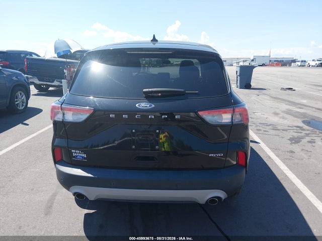 45993675 :رقم المزاد ، 1FMCU9H60NUA40136 vin ، 2022 Ford Escape Sel مزاد بيع