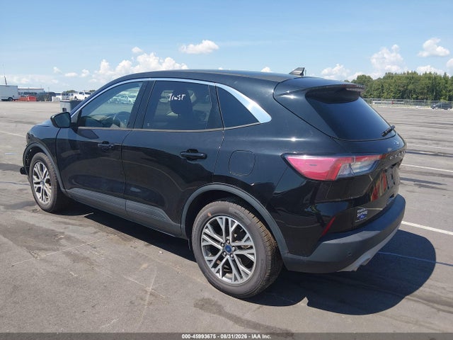 45993675 :رقم المزاد ، 1FMCU9H60NUA40136 vin ، 2022 Ford Escape Sel مزاد بيع