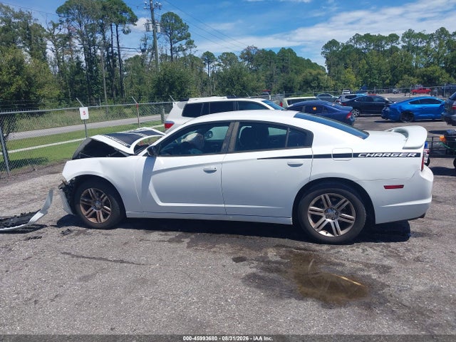 45993680 :رقم المزاد ، 2B3CL3CG8BH556328 vin ، 2011 Dodge Charger مزاد بيع