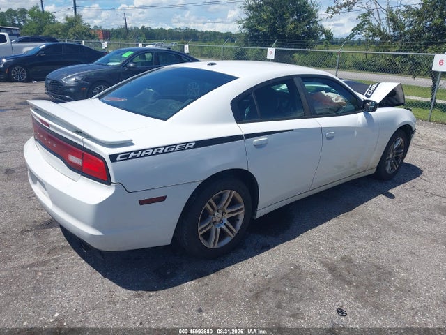 45993680 :رقم المزاد ، 2B3CL3CG8BH556328 vin ، 2011 Dodge Charger مزاد بيع