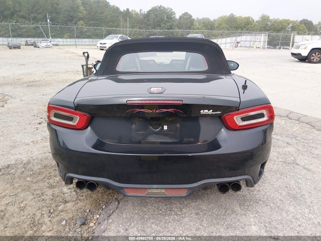 2017 Fiat 124 Spider Elaborazione Abarth მანქანა იყიდება აუქციონზე, vin: JC1NFAEK1H0125053, აუქციონის ნომერი: 45993705