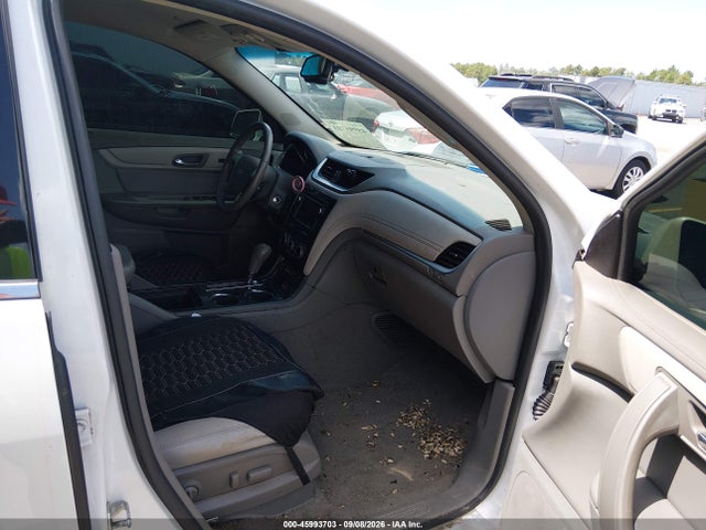 45993703 :رقم المزاد ، 1GNKRHKD3HJ156592 vin ، 2017 Chevrolet Traverse 2lt مزاد بيع