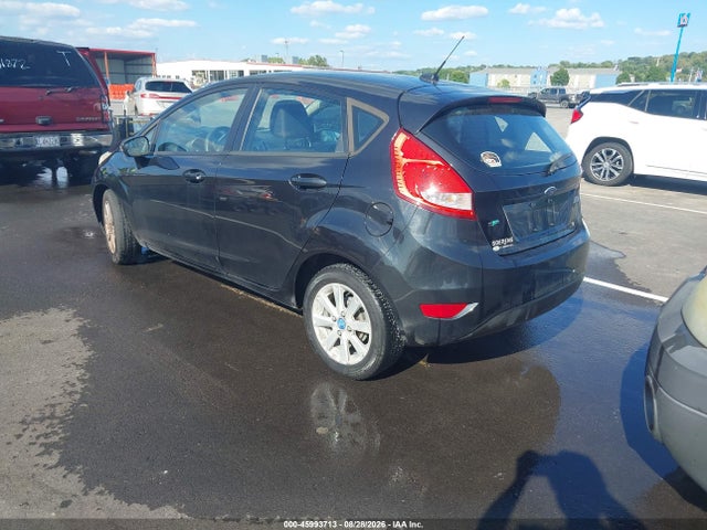 2013 Ford Fiesta Se მანქანა იყიდება აუქციონზე, vin: 3FADP4EJ2DM130750, აუქციონის ნომერი: 45993713